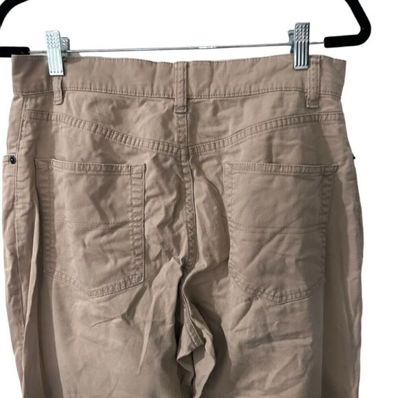L.L. Bean Tan Classic Fit Straight Leg Khaki Pants Size 12 Petite Classic - Picture 6 of 14
